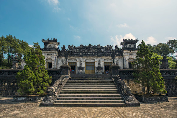 Hue va Quang Nam dep hut hon khi nhin tu Mat Biec 2