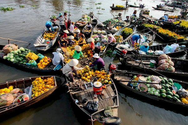 Cho noi Cai Rang vao ngay Tet